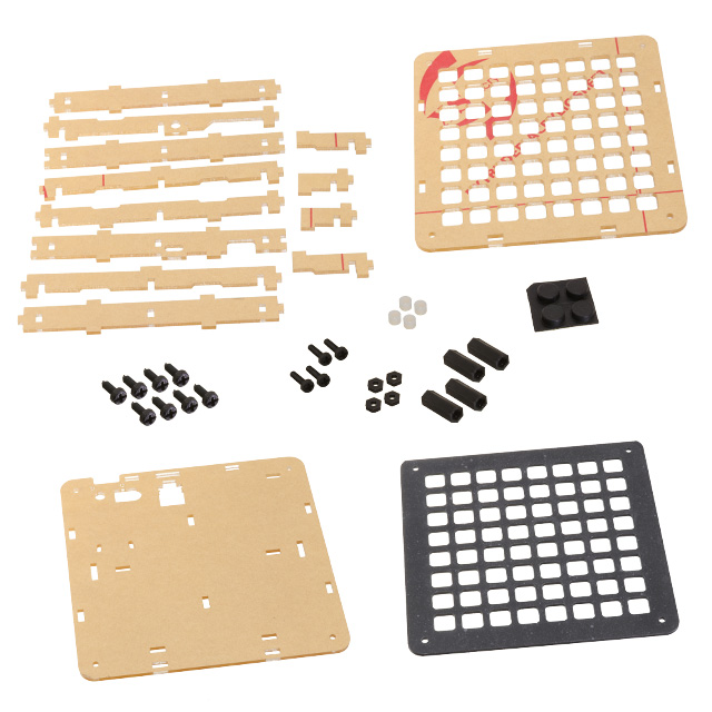 CASE PLASBLK CLR 5.748"LX5.748"W