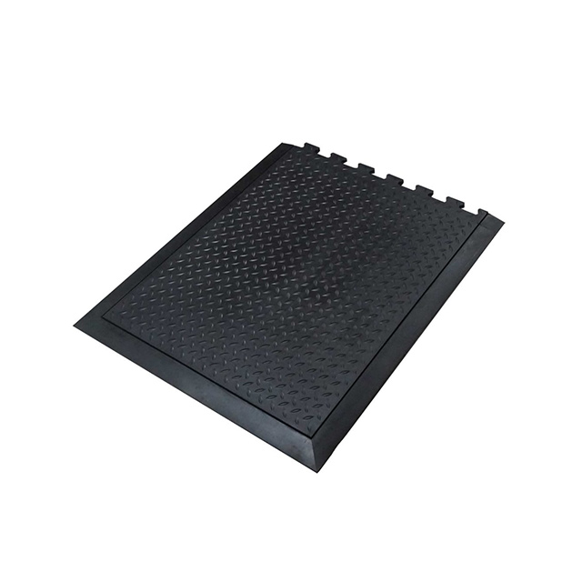 FLOOR TILE RUBBER BLACK 2.5'
