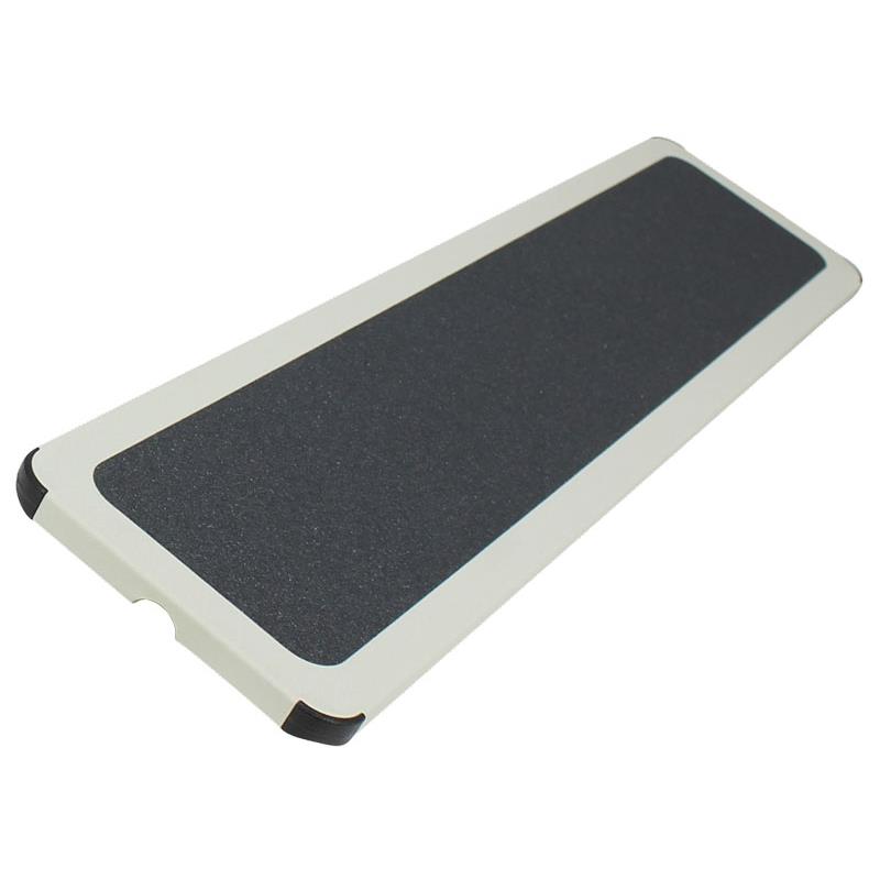 QS D4 ERGO FOOTREST PAN 36" QS D4 ERGO FOOTREST PAN 36"